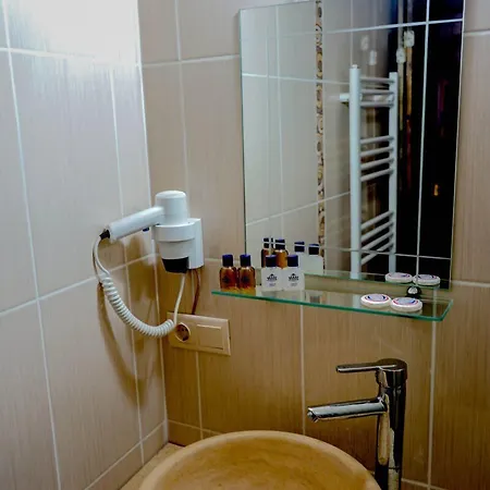 Valley Cave Nocleg ze śniadaniem